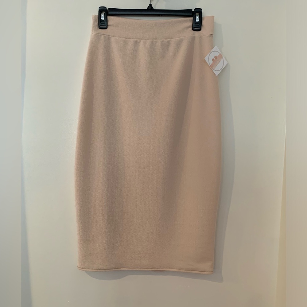 Cream Ponte Knit Skirt. 30 inches